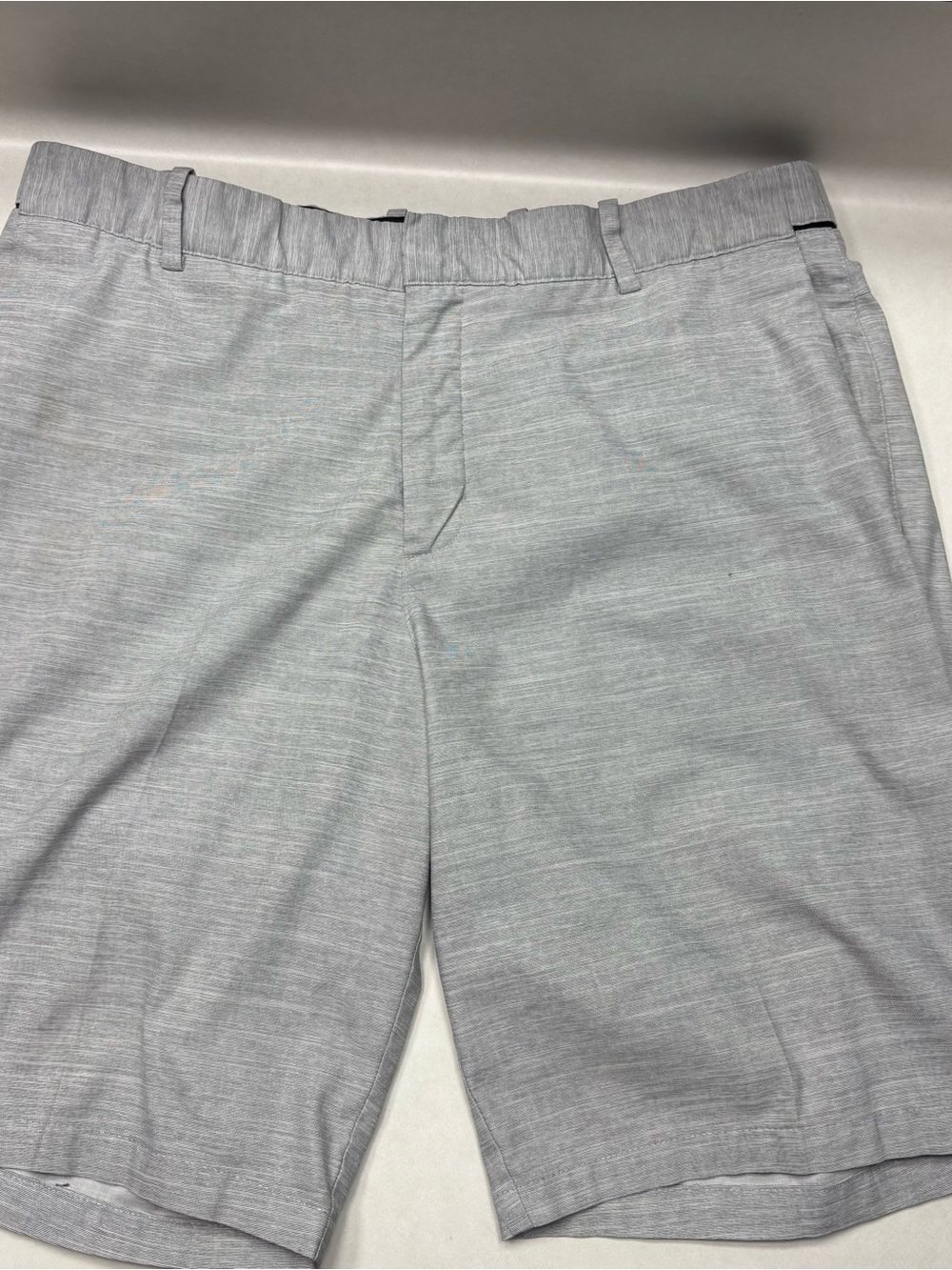 Nike Men's Light Gray Performance Flat-Front Shorts